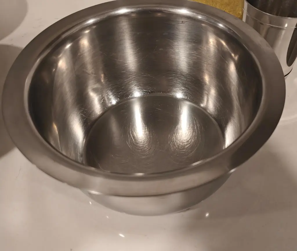 Stainless Steel Bowl with cover