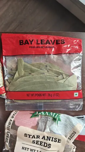 Bay leaves